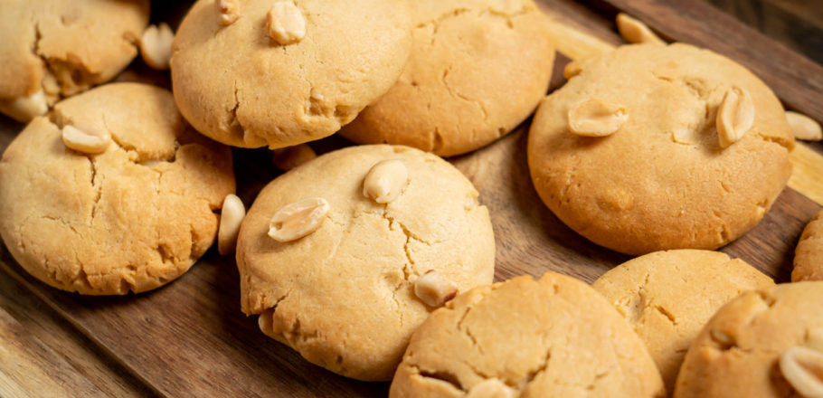 how can i make peanut butter cookies