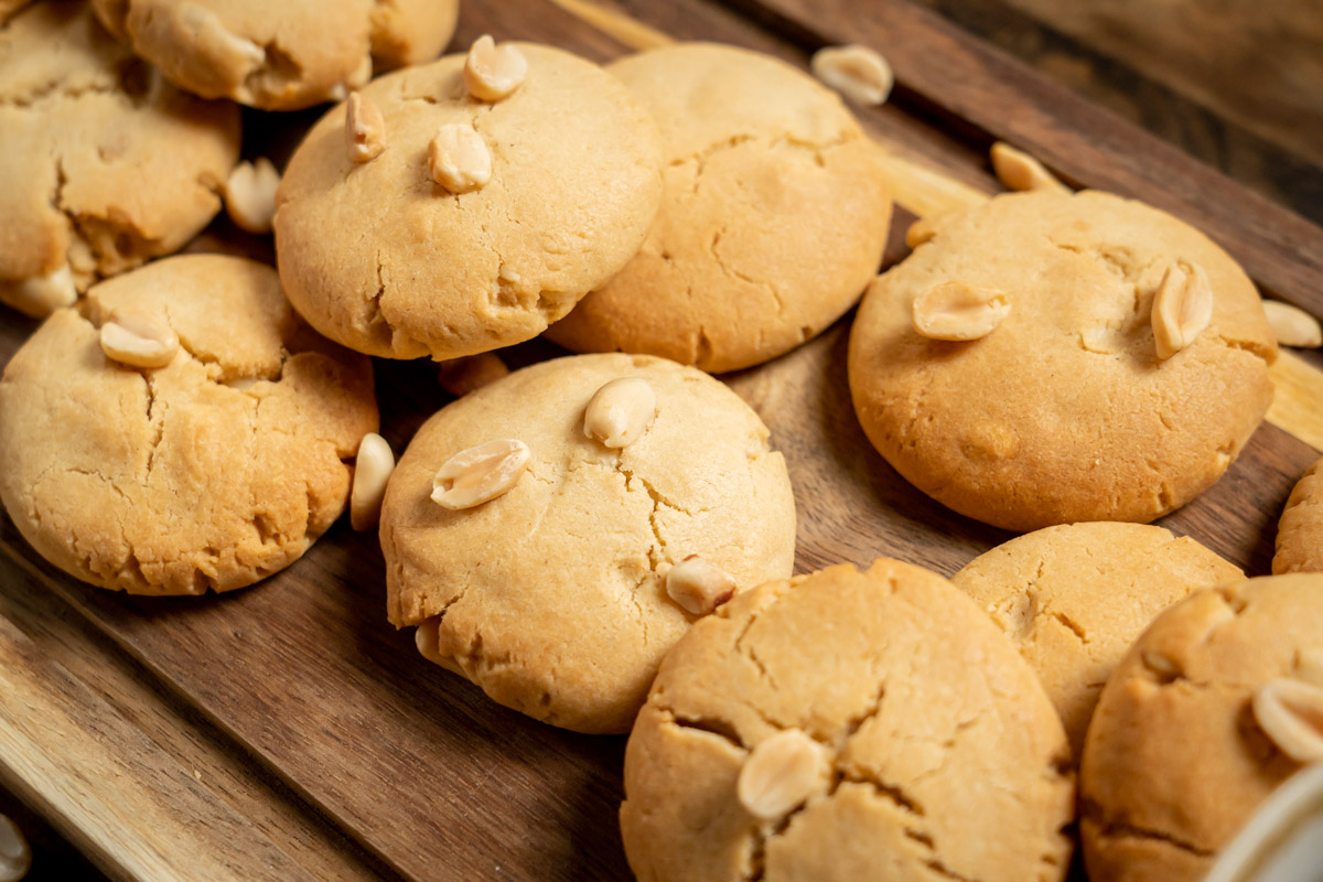 how can i make peanut butter cookies