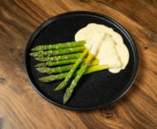easy recipe for asparagus with hollandaise sauce