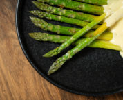 quick recipe for asparagus with hollandaise sauce