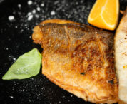 how to prepare crispy pan-fried fillet of dorado