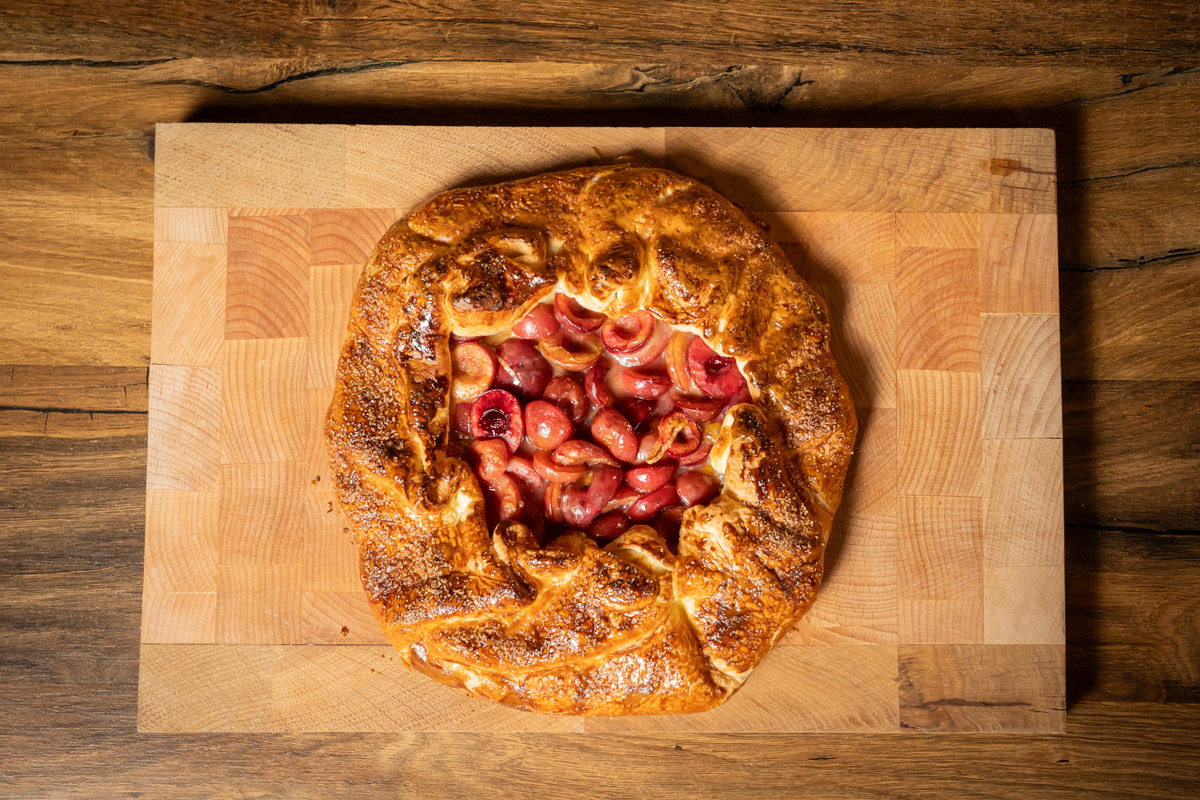 quick recipe for homemade puff pastry cherry pie