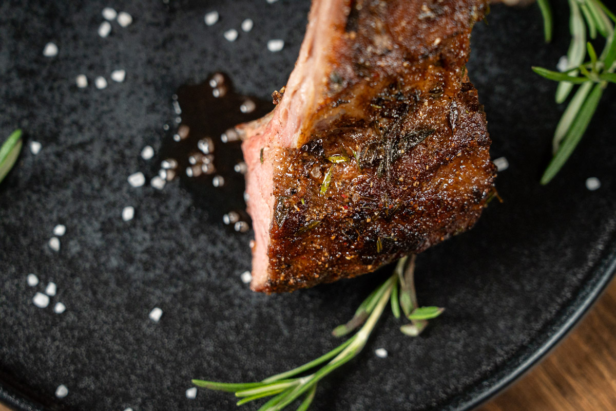 recipe for homemade pan-roasted rack of lamb