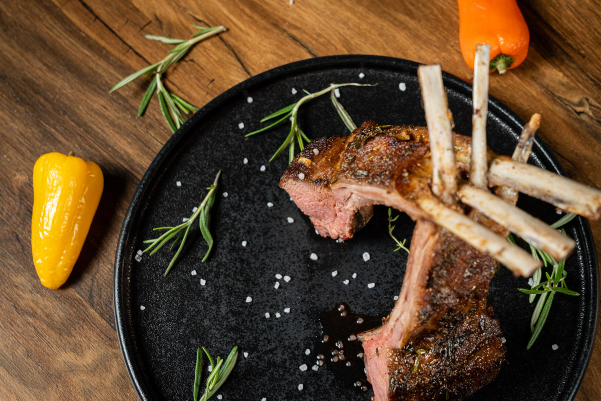 easy recipe for pan-roasted rack of lamb