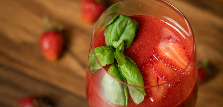 strawberry basil smoothie